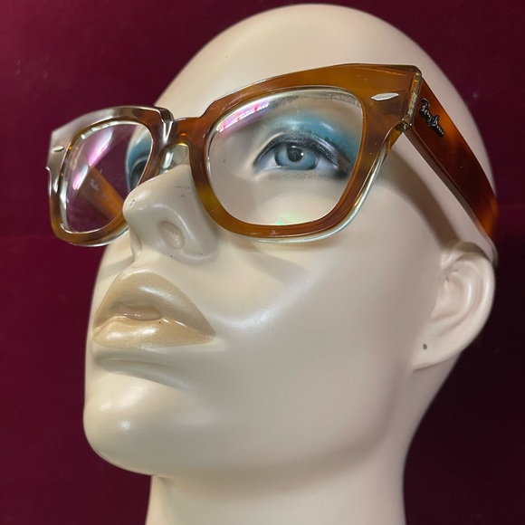 Ray-Ban RB2186 State Street eyeglasses frame with minor nose grip issue. main image 6